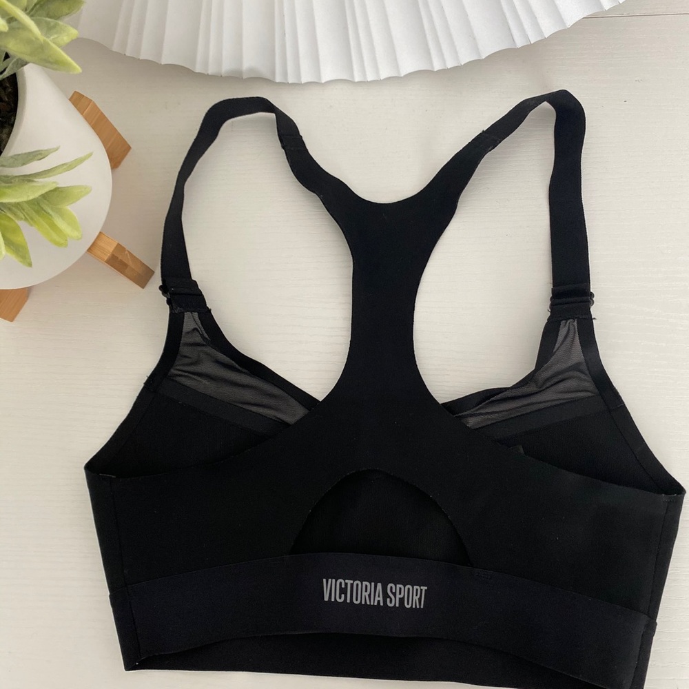 VS Sports Bra